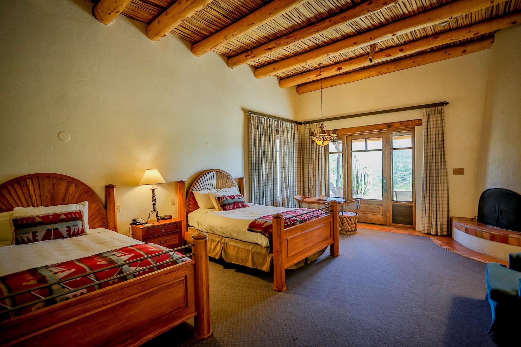 Tanque Verde Guest Ranch توسن الغرفة الصورة